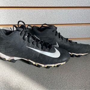 Nike Alpha  Fast Flex Men’s‎ Size 8.5 Baseball Cleats Excellent Condition!!